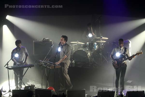 METRONOMY - 2011-05-04 - PARIS - La Cigale - 